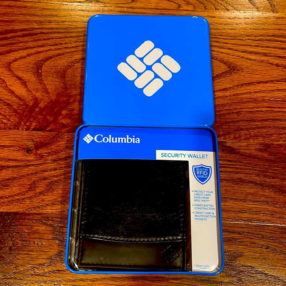 NIB Columbia black wallet